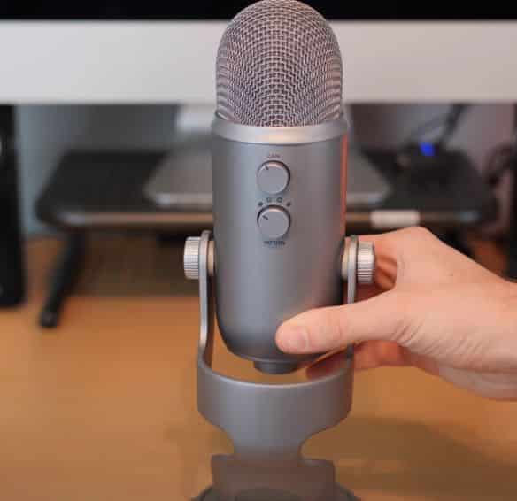 setting up the blue yeti